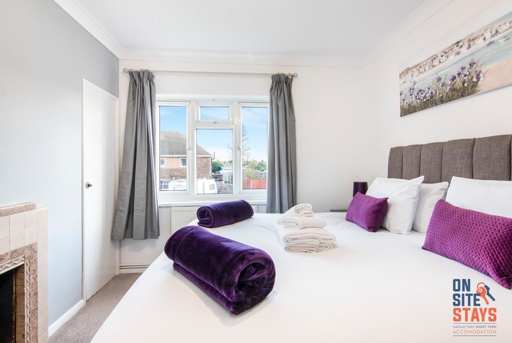 Onsitestays - Cosy 2-Bedroom Apartment With Private Entrance & Long Stay Prices Gravesend Esterno foto