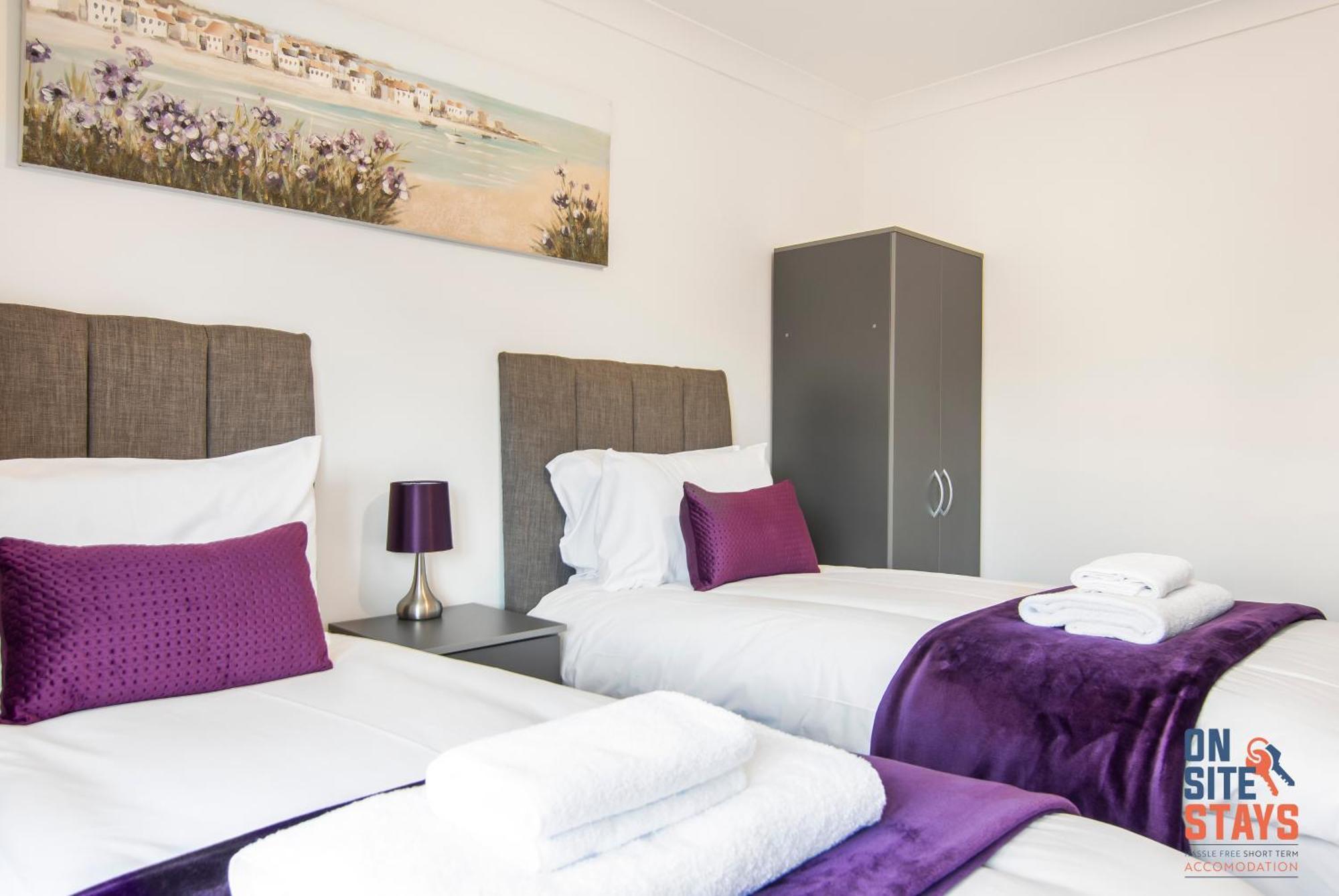 Onsitestays - Cosy 2-Bedroom Apartment With Private Entrance & Long Stay Prices Gravesend Esterno foto
